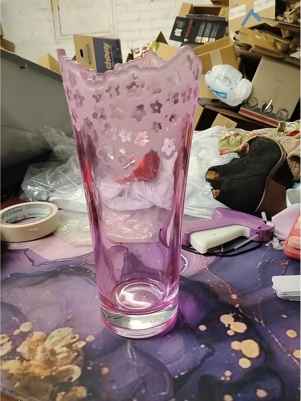 VTG 10" PINK GALWAY IRISH CRYSTAL VASE Etched Floral Irregular Collar Edge